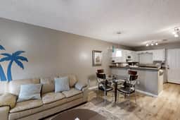 Las Palmas Condominiums #10