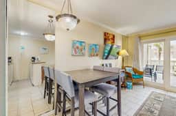 Victorian Condos Barefoot Beach Haven