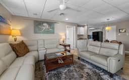 Galleon's Getaway - Monthly Stays, Bayfront, Pool