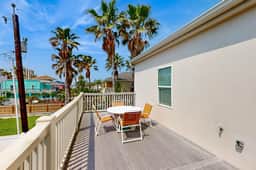 Las Puertas Condominiums 201