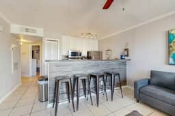 Maravilla Condos - Anchors Away