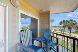 Maravilla Condos - Anchors Away