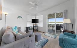 Little Launch - Waterfront, SpaceX Views, Pools