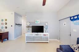 La Isla Condominiums #C105