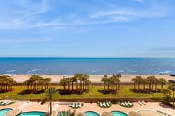 Diamond Beach Resort - A Shore Thing