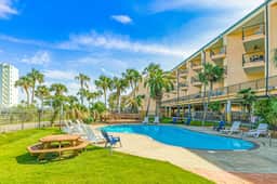 Maravilla Condos - Lonestar Oceanview Villa 1