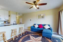 Maravilla Condos - Lonestar Oceanview Villa 1