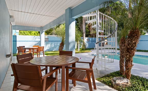Zen Garden - 4BR, Private Pool, Bay Views