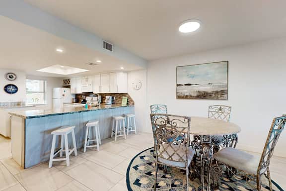 Suntide II Condominiums #107