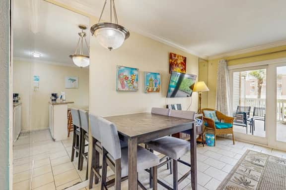 Victorian Condos Barefoot Beach Haven