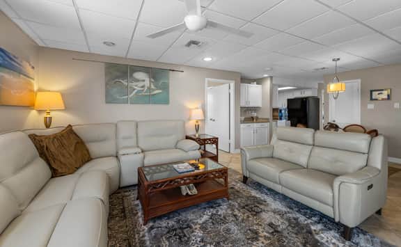Galleon's Getaway - Monthly Stays, Bayfront, Pool