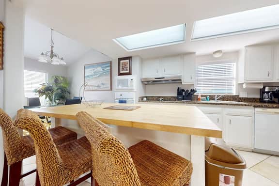 White Granite at 106 East Huisache