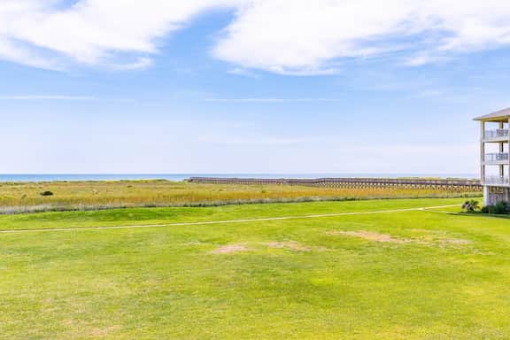 Pointe West Resort - OceanScape