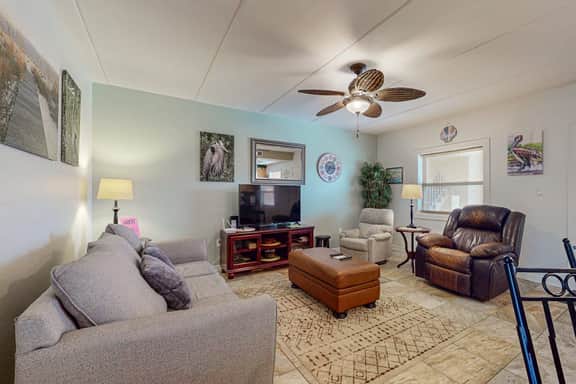 Ventura Condominiums #202