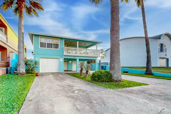 Gardenia Beach House #229