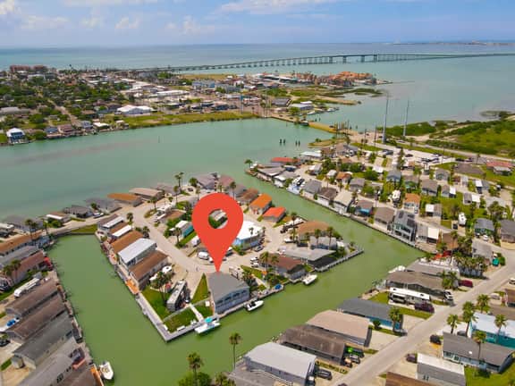 Waterfront Oasis - Bay Views, Pool, Golf, Tennis