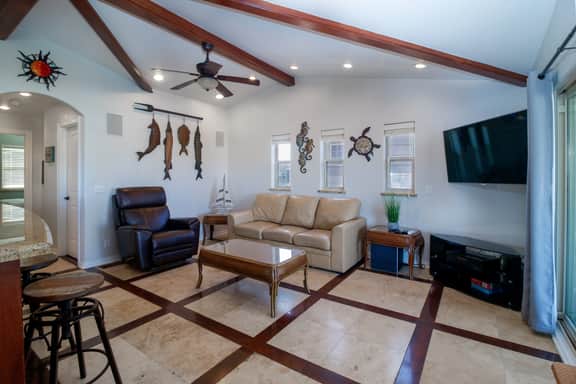 Copper Bottom - Waterfront 4BR, Dock, Pools, Golf