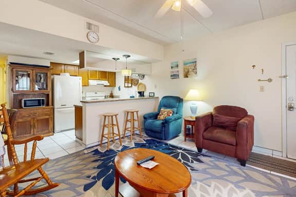 Ventura Condominiums #101