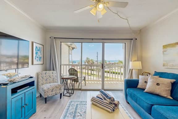 The Victorian Condos - Beach Waves