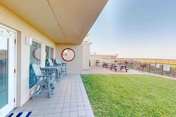 Suntide II Condominiums #101