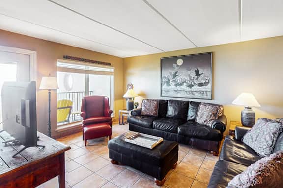 Suntide II Condominiums #402