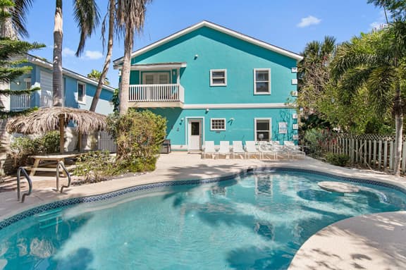 Oleander Oasis - Private Pool, 6BR, Sleeps 16