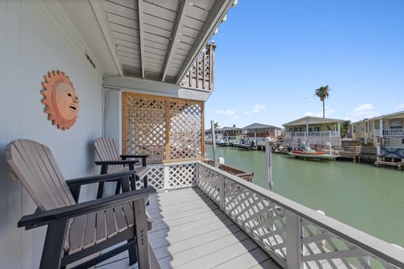 Lazy Days Sea Cottage - Waterfront, Pools, Golf