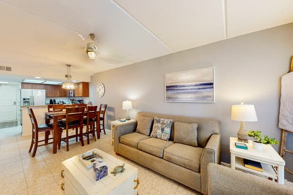 Sunrise Condo at Parklane